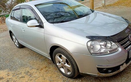 Volkswagen Jetta VI, 2009 год, 750 000 рублей, 3 фотография