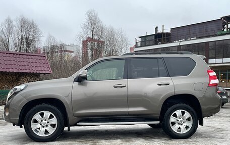 Toyota Land Cruiser Prado 150 рестайлинг 2, 2017 год, 4 720 000 рублей, 15 фотография