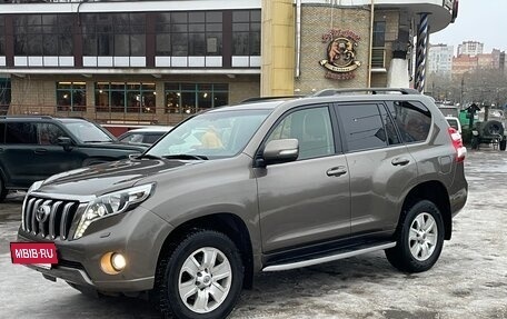 Toyota Land Cruiser Prado 150 рестайлинг 2, 2017 год, 4 720 000 рублей, 14 фотография