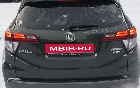 Honda Vezel, 2014 год, 1 790 000 рублей, 3 фотография