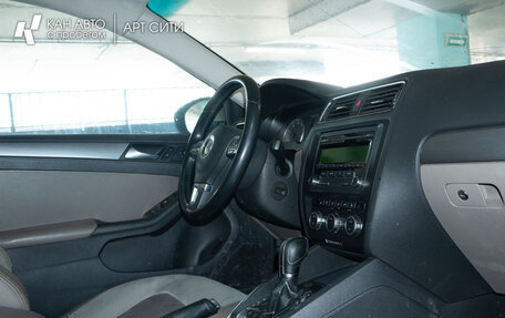 Volkswagen Jetta VI, 2012 год, 665 885 рублей, 6 фотография