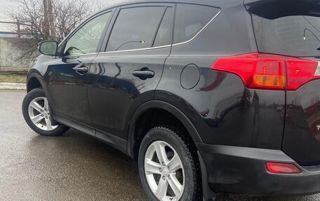 Toyota RAV4, 2013 год, 1 910 000 рублей, 8 фотография