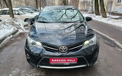 Toyota Auris II, 2013 год, 1 199 000 рублей, 1 фотография