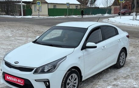 KIA Rio IV, 2018 год, 1 315 000 рублей, 21 фотография