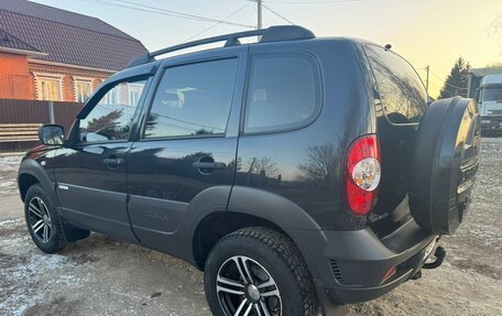 Chevrolet Niva I рестайлинг, 2013 год, 750 000 рублей, 12 фотография