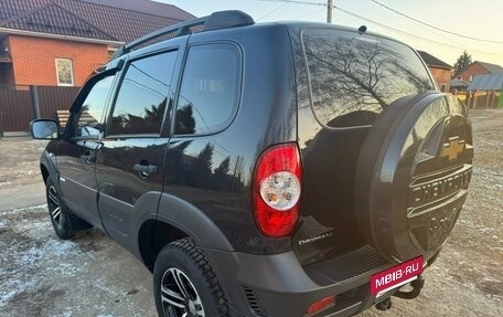 Chevrolet Niva I рестайлинг, 2013 год, 750 000 рублей, 9 фотография