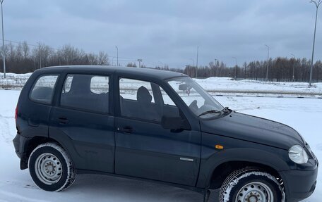 Chevrolet Niva I рестайлинг, 2009 год, 305 000 рублей, 3 фотография