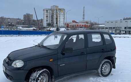 Chevrolet Niva I рестайлинг, 2009 год, 305 000 рублей, 6 фотография