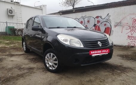 Renault Sandero I, 2010 год, 485 000 рублей, 3 фотография