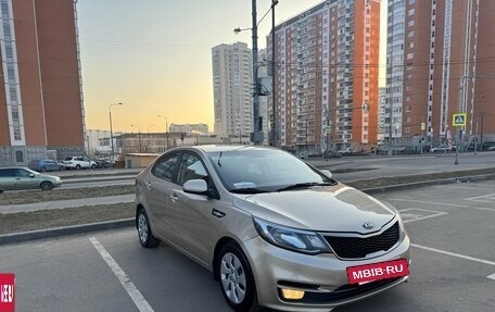 KIA Rio III рестайлинг, 2015 год, 1 040 000 рублей, 4 фотография