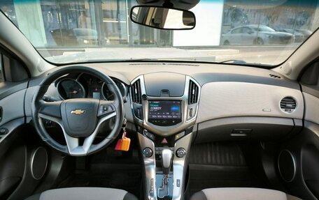 Chevrolet Cruze II, 2013 год, 856 000 рублей, 7 фотография