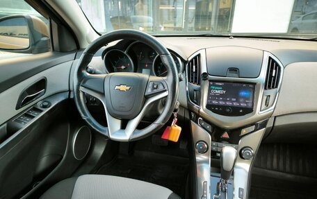 Chevrolet Cruze II, 2013 год, 856 000 рублей, 8 фотография