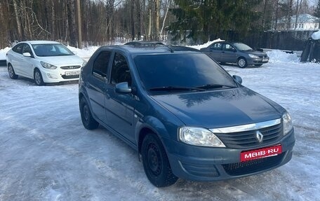 Renault Logan I, 2013 год, 655 000 рублей, 1 фотография