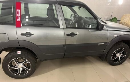 Chevrolet Niva I рестайлинг, 2016 год, 1 050 000 рублей, 4 фотография