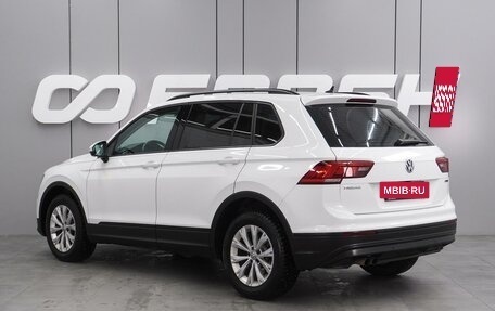 Volkswagen Tiguan II, 2020 год, 2 489 000 рублей, 2 фотография