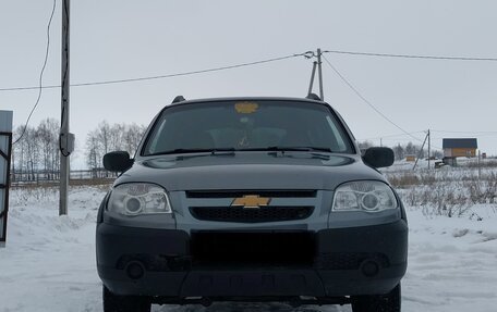 Chevrolet Niva I рестайлинг, 2011 год, 500 000 рублей, 1 фотография