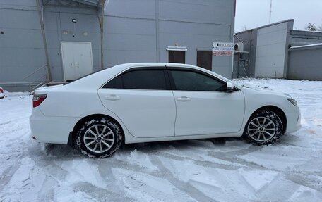 Toyota Camry, 2015 год, 1 800 000 рублей, 3 фотография