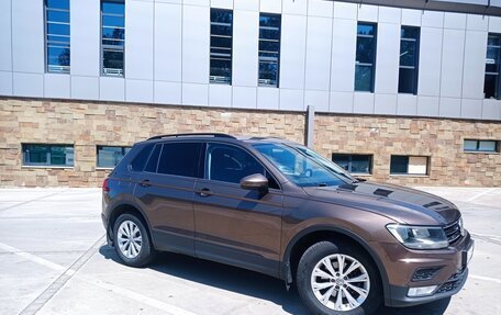 Volkswagen Tiguan II, 2017 год, 1 950 000 рублей, 3 фотография