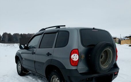 Chevrolet Niva I рестайлинг, 2011 год, 500 000 рублей, 4 фотография