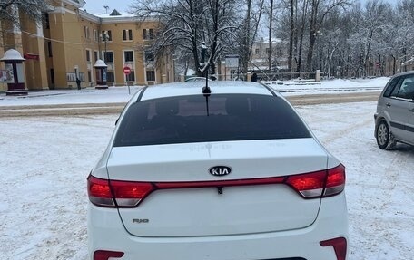 KIA Rio IV, 2018 год, 1 450 000 рублей, 7 фотография