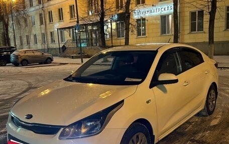 KIA Rio IV, 2018 год, 1 450 000 рублей, 2 фотография