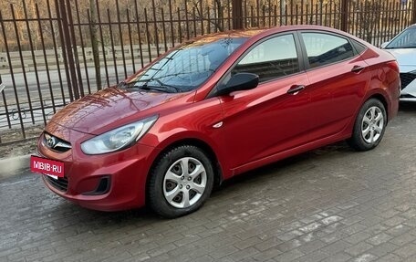 Hyundai Solaris II рестайлинг, 2012 год, 713 000 рублей, 2 фотография