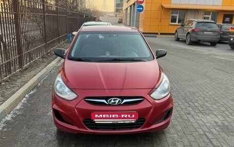 Hyundai Solaris II рестайлинг, 2012 год, 713 000 рублей, 5 фотография