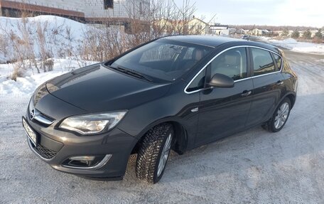 Opel Astra J, 2013 год, 890 000 рублей, 5 фотография