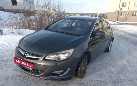 Opel Astra J, 2013 год, 890 000 рублей, 7 фотография