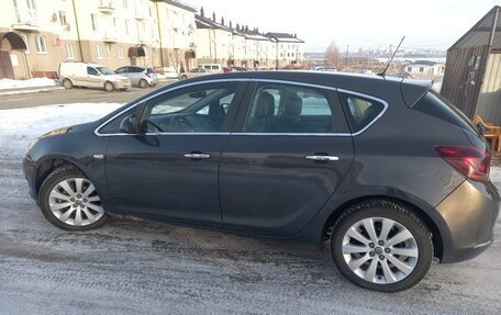 Opel Astra J, 2013 год, 890 000 рублей, 8 фотография