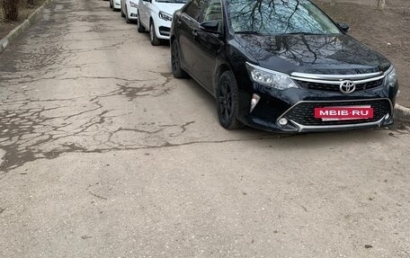 Toyota Camry, 2018 год, 2 700 000 рублей, 3 фотография