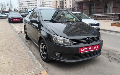 Volkswagen Polo VI (EU Market), 2012 год, 850 000 рублей, 3 фотография