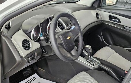 Chevrolet Cruze II, 2013 год, 1 099 000 рублей, 13 фотография