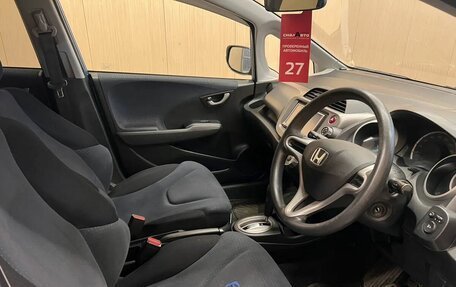 Honda Fit III, 2009 год, 800 000 рублей, 10 фотография