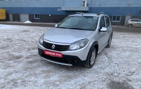 Renault Sandero I, 2013 год, 850 000 рублей, 1 фотография