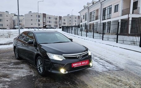 Toyota Camry, 2016 год, 2 350 000 рублей, 5 фотография