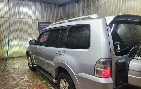 Mitsubishi Pajero IV, 2008 год, 1 200 000 рублей, 3 фотография