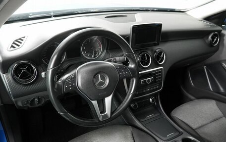 Mercedes-Benz GLA, 2014 год, 1 590 000 рублей, 12 фотография