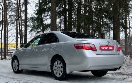 Toyota Camry, 2007 год, 1 350 000 рублей, 7 фотография