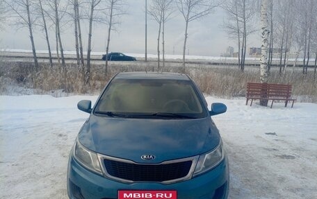 KIA Rio III рестайлинг, 2013 год, 980 000 рублей, 1 фотография