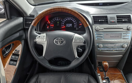 Toyota Camry, 2008 год, 1 150 000 рублей, 18 фотография