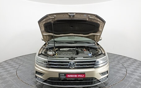 Volkswagen Tiguan II, 2017 год, 2 679 000 рублей, 13 фотография