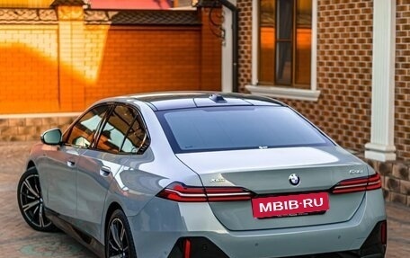 BMW 5 серия, 2024 год, 7 150 000 рублей, 4 фотография