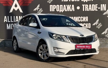 KIA Rio III рестайлинг, 2013 год, 735 000 рублей, 1 фотография