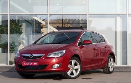 Opel Astra J, 2011 год, 695 000 рублей, 1 фотография