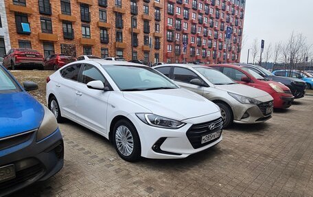 Hyundai Elantra VI рестайлинг, 2018 год, 1 599 000 рублей, 2 фотография