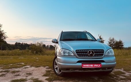 Mercedes-Benz M-Класс, 1998 год, 600 000 рублей, 1 фотография