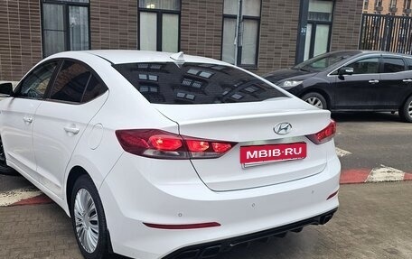 Hyundai Elantra VI рестайлинг, 2018 год, 1 599 000 рублей, 8 фотография