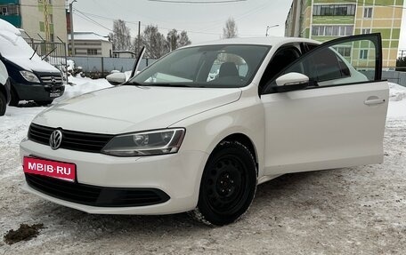 Volkswagen Jetta VI, 2012 год, 1 180 000 рублей, 1 фотография