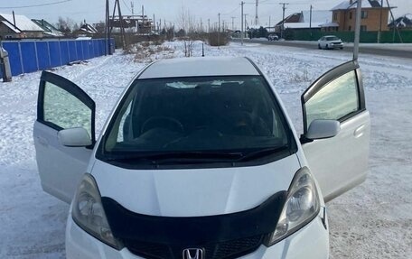 Honda Fit III, 2012 год, 1 055 555 рублей, 1 фотография